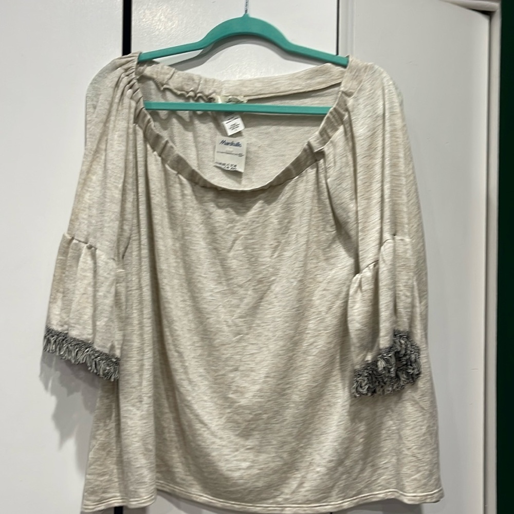 Gaze Beige Top